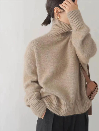 Ivania | Women’s Luxury Cashmere Turtleneck Sweater