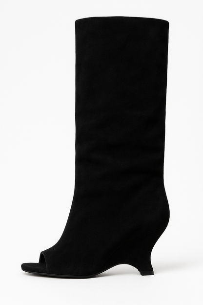Vanelle | Women’s Knee High Statement Boots
