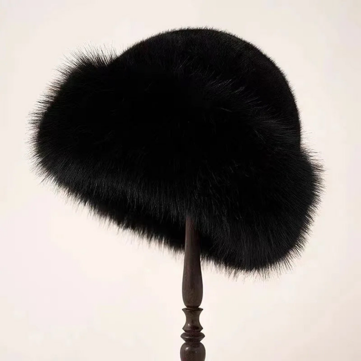Finian | Women’s Faux Fur Trim Winter Hat