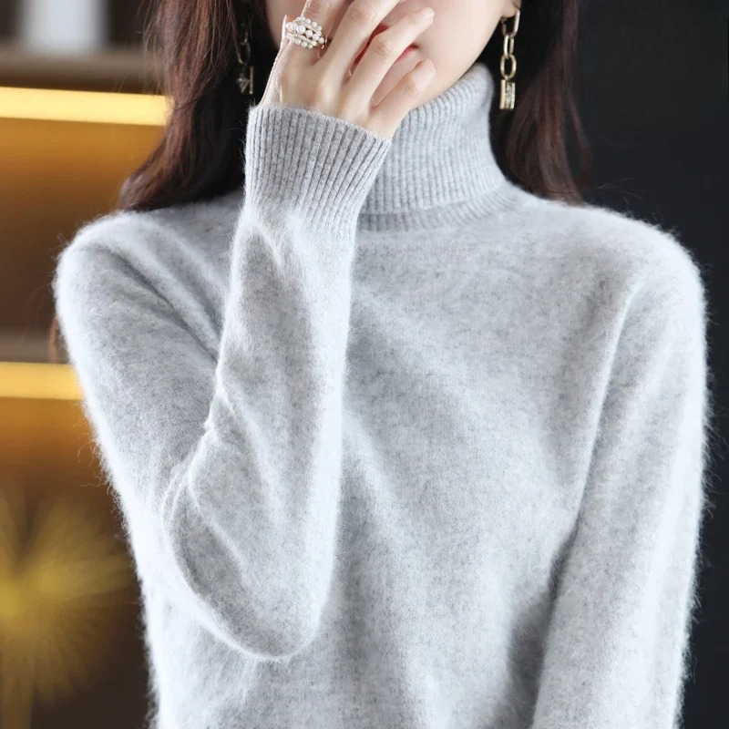 Letizia | Women’s Luxury Cashmere Turtleneck Sweater